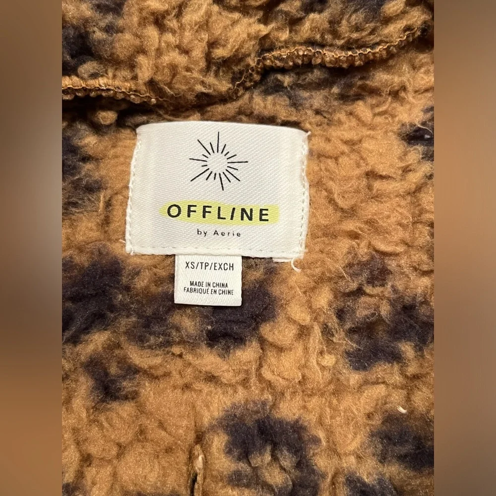 NWT Offleash by Aerie Leopard Sherpa Sweater XS